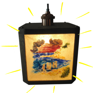 Lampe à poser artisanale - Bois & Papier illustré